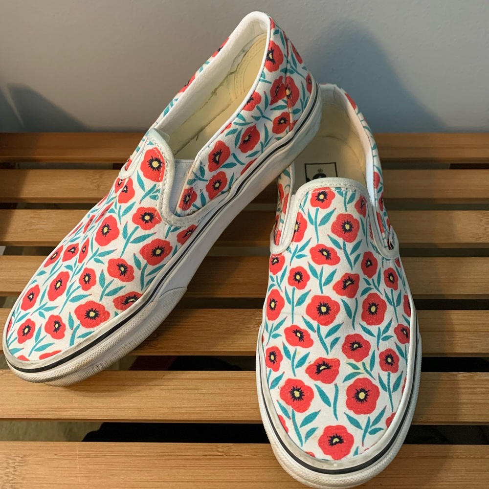 Vans red poppies